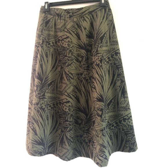 A-Line Skirt sz Small - Picture 2 of 6